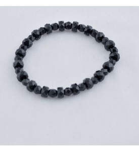 Adzo Designs black glass bead bracelet on stretch